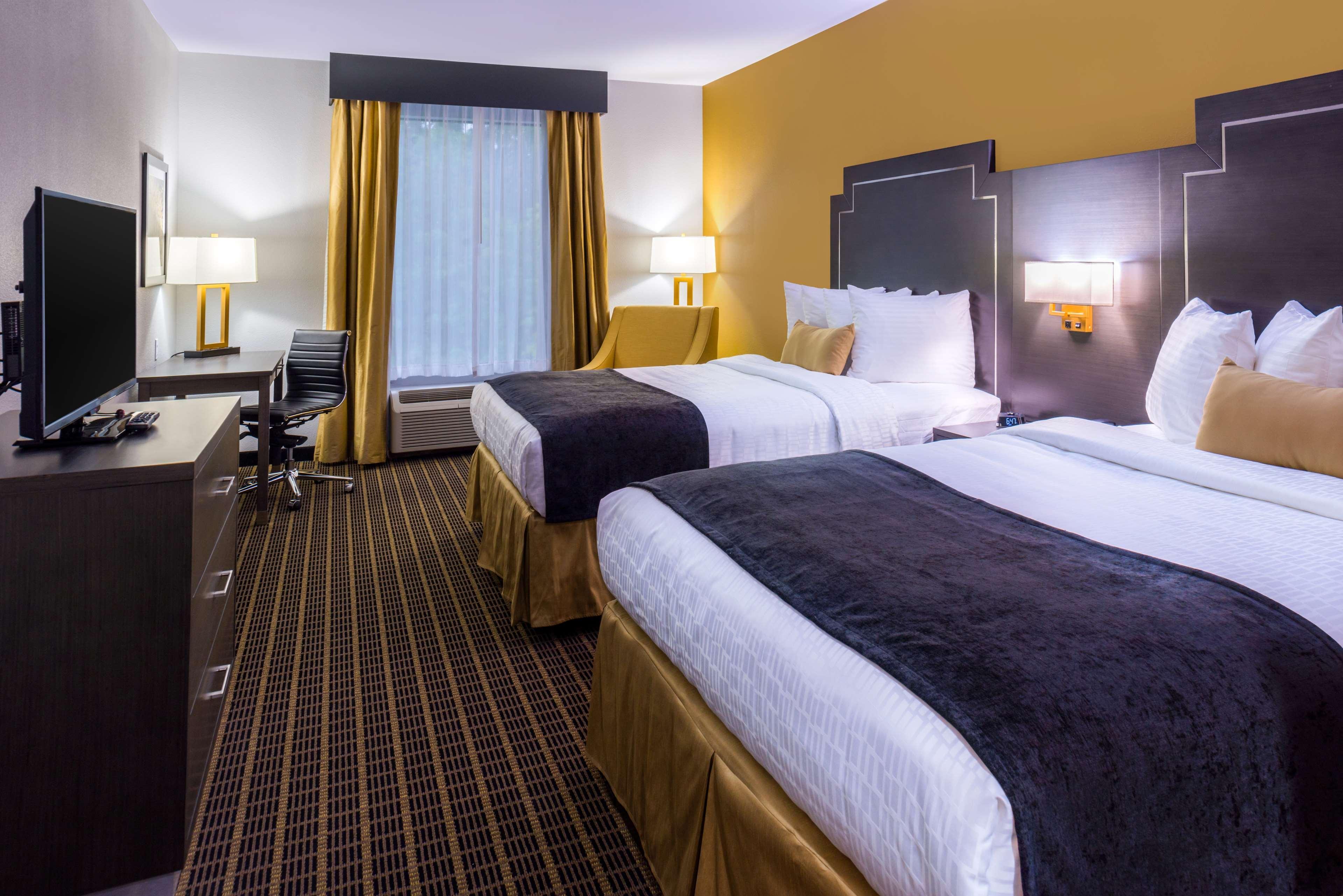 Best Western Plus Regency Park Walker Экстерьер фото