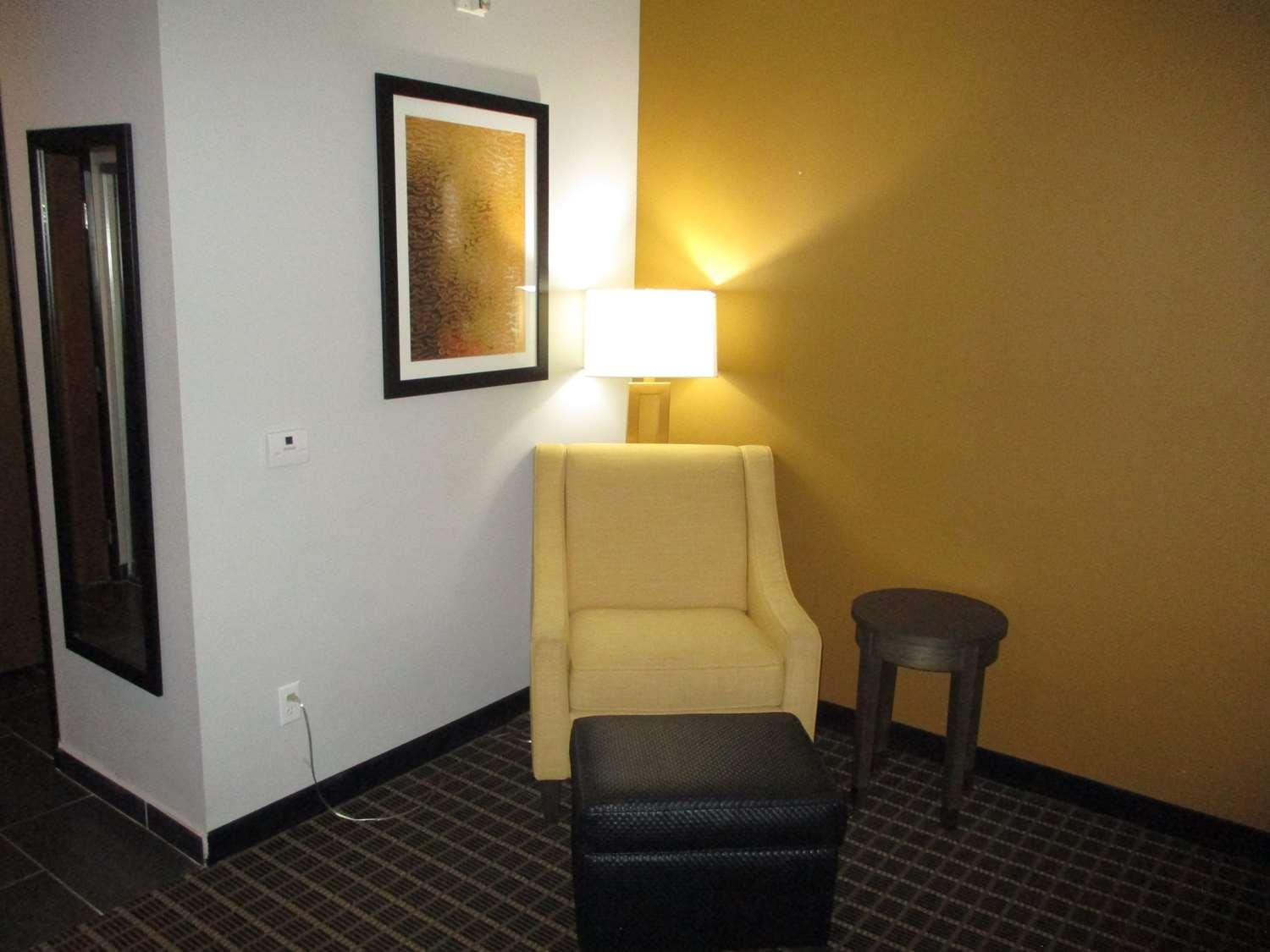 Best Western Plus Regency Park Walker Экстерьер фото