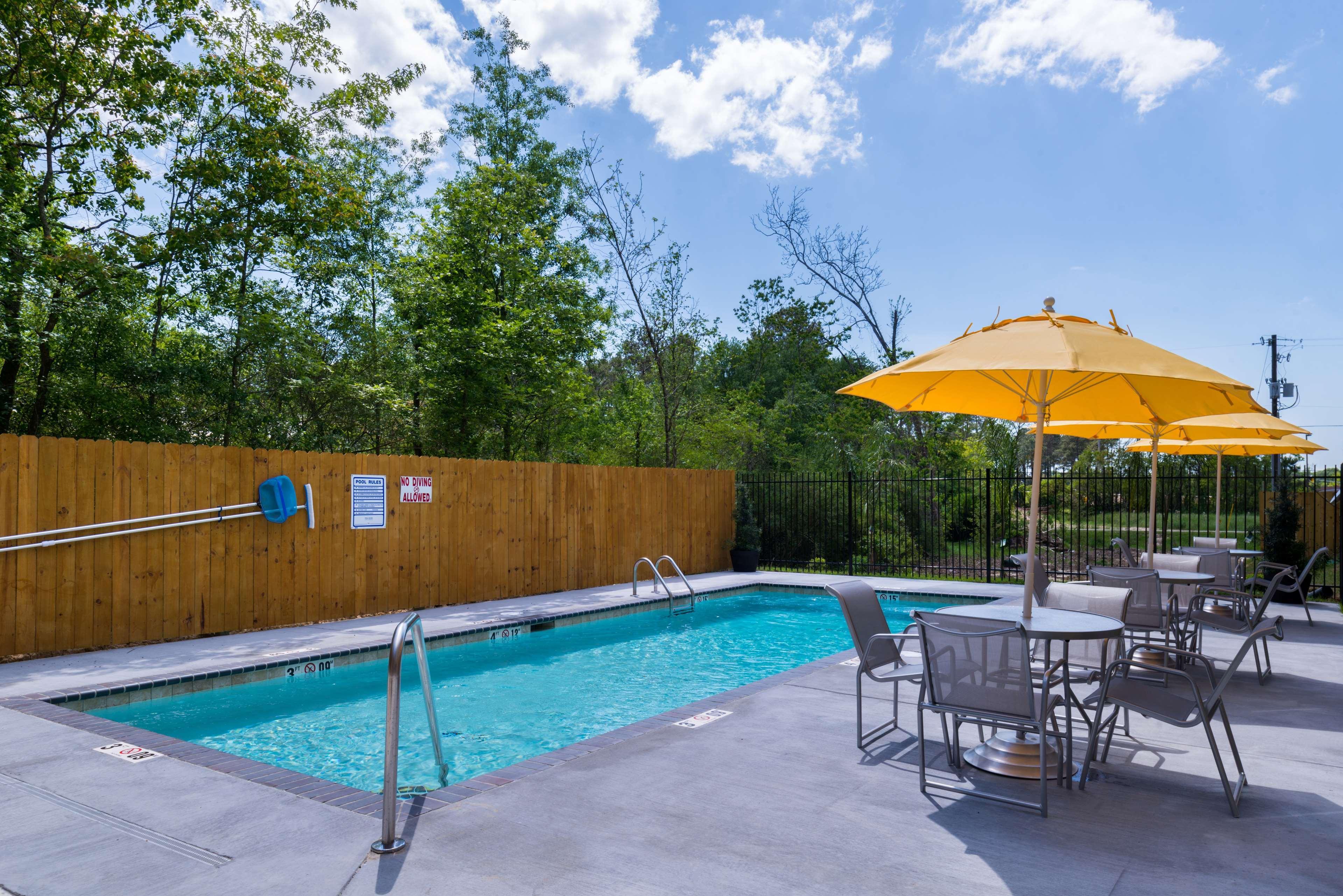 Best Western Plus Regency Park Walker Экстерьер фото