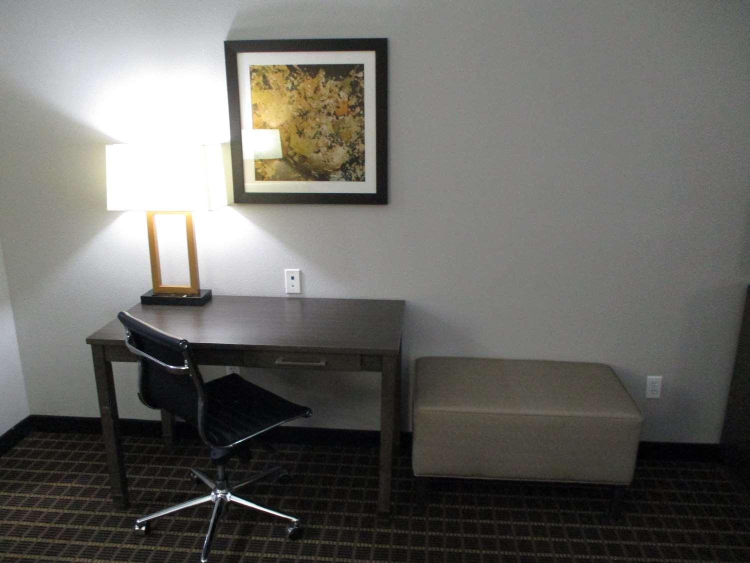 Best Western Plus Regency Park Walker Экстерьер фото