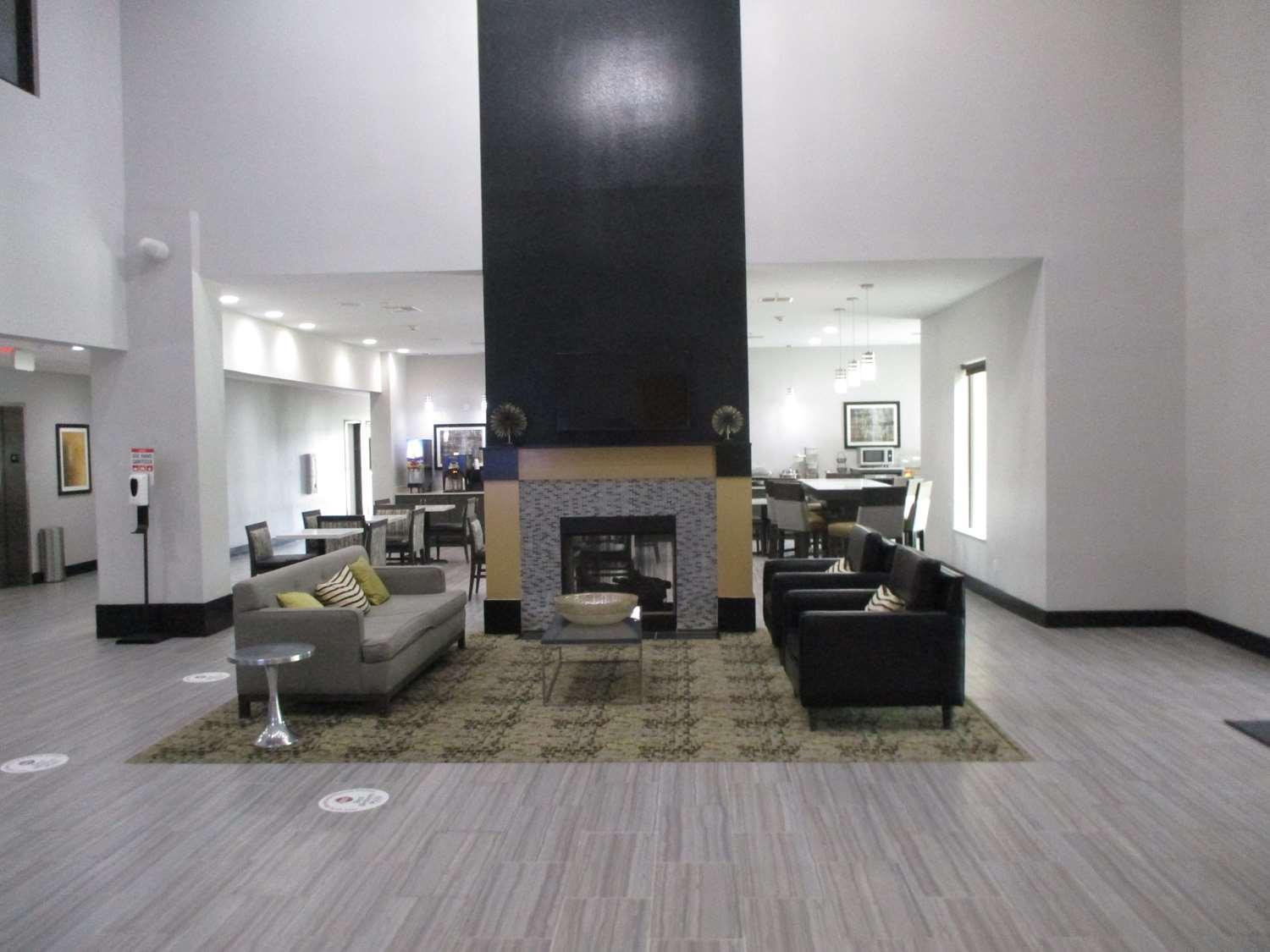 Best Western Plus Regency Park Walker Экстерьер фото